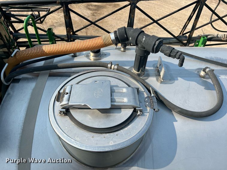 image for item II9109 2009 John Deere 4730  sprayer