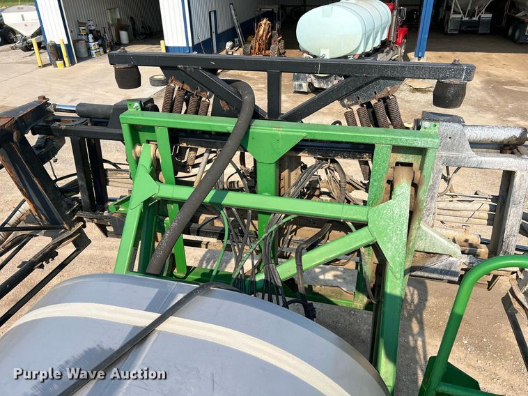 image for item II9109 2009 John Deere 4730  sprayer