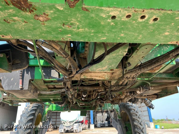 image for item II9109 2009 John Deere 4730  sprayer