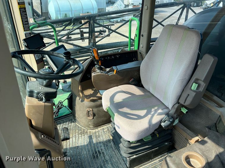 image for item II9109 2009 John Deere 4730  sprayer