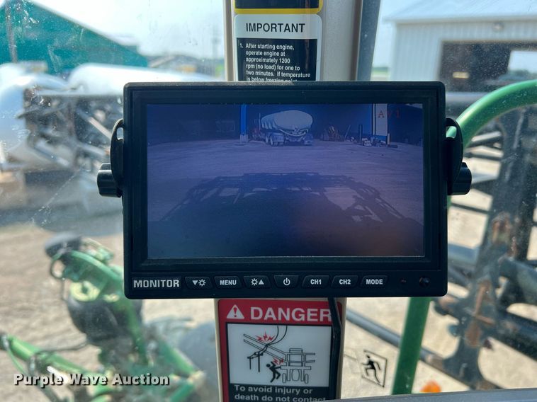 image for item II9109 2009 John Deere 4730  sprayer