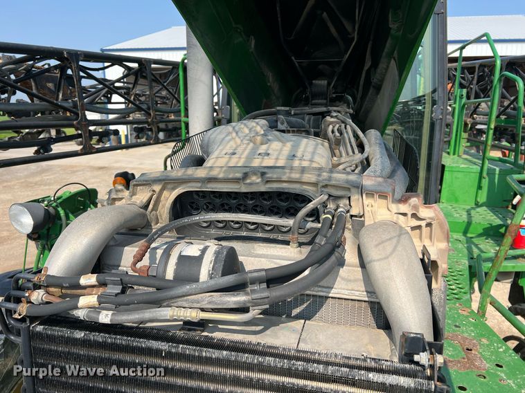 image for item II9109 2009 John Deere 4730  sprayer