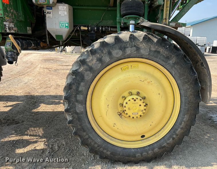 image for item II9109 2009 John Deere 4730  sprayer