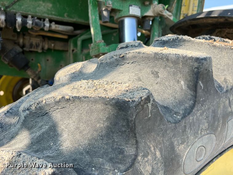 image for item II9109 2009 John Deere 4730  sprayer