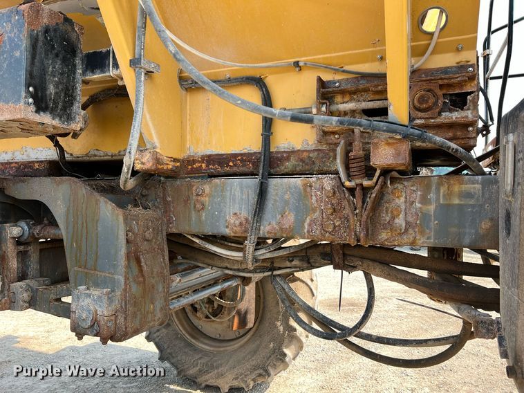 image for item II9110 RoGator RG1100  applicator