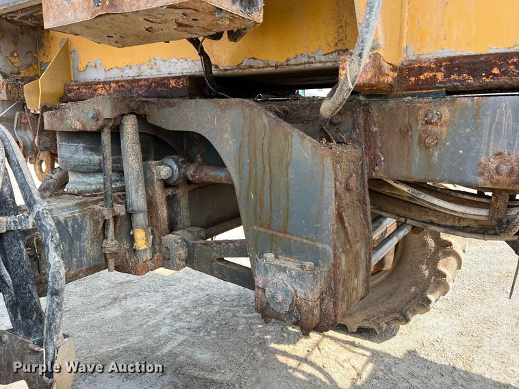 image for item II9110 RoGator RG1100  applicator