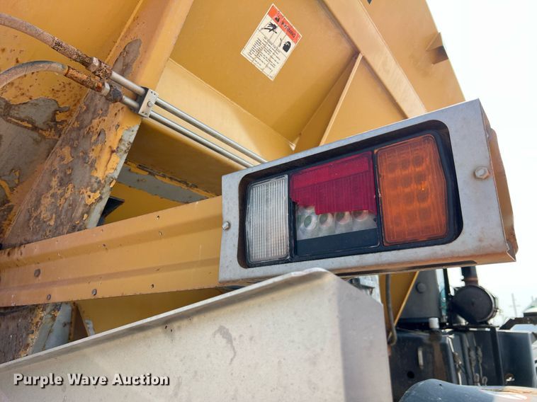 image for item II9110 RoGator RG1100  applicator