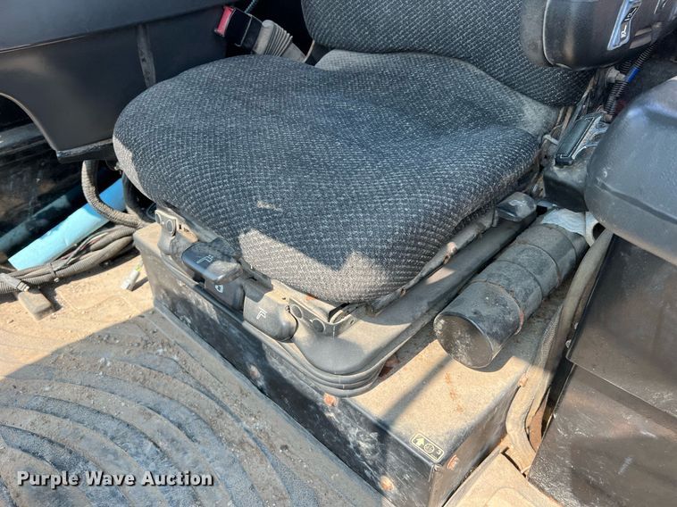 image for item II9110 RoGator RG1100  applicator