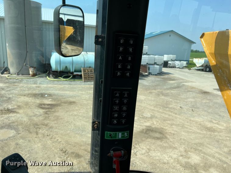 image for item II9110 RoGator RG1100  applicator