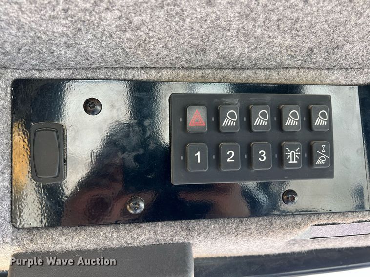 image for item II9110 RoGator RG1100  applicator