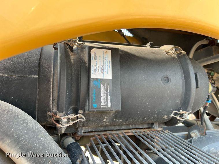 image for item II9110 RoGator RG1100  applicator