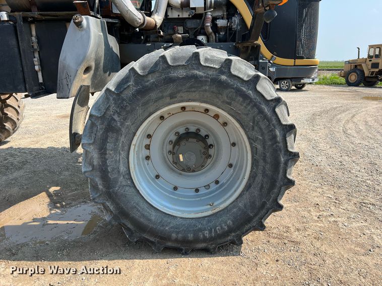 image for item II9110 RoGator RG1100  applicator