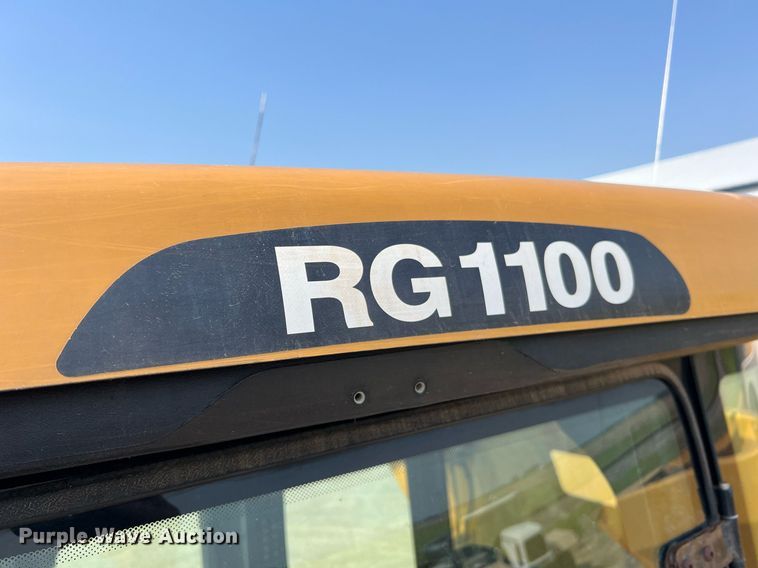 image for item II9110 RoGator RG1100  applicator