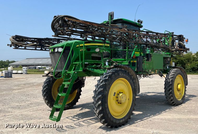 image for item II9113 2013 John Deere 4730  sprayer