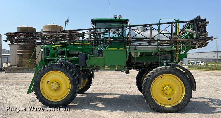 image for item II9113 2013 John Deere 4730  sprayer