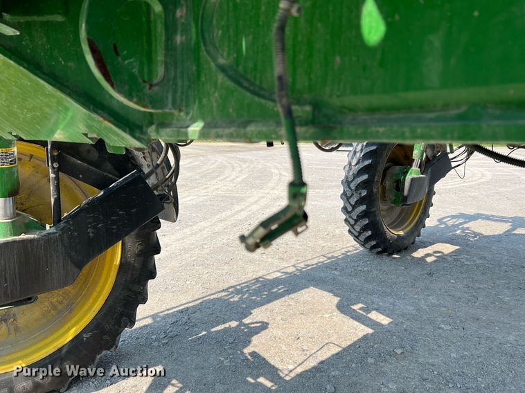 image for item II9113 2013 John Deere 4730  sprayer