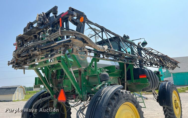image for item II9113 2013 John Deere 4730  sprayer