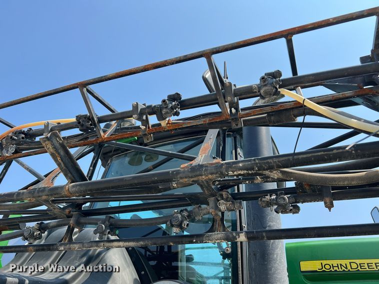 image for item II9113 2013 John Deere 4730  sprayer