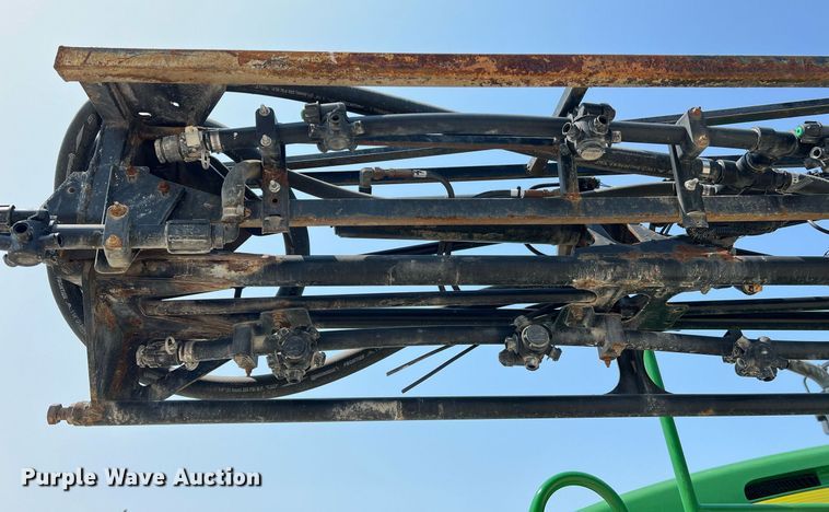 image for item II9113 2013 John Deere 4730  sprayer