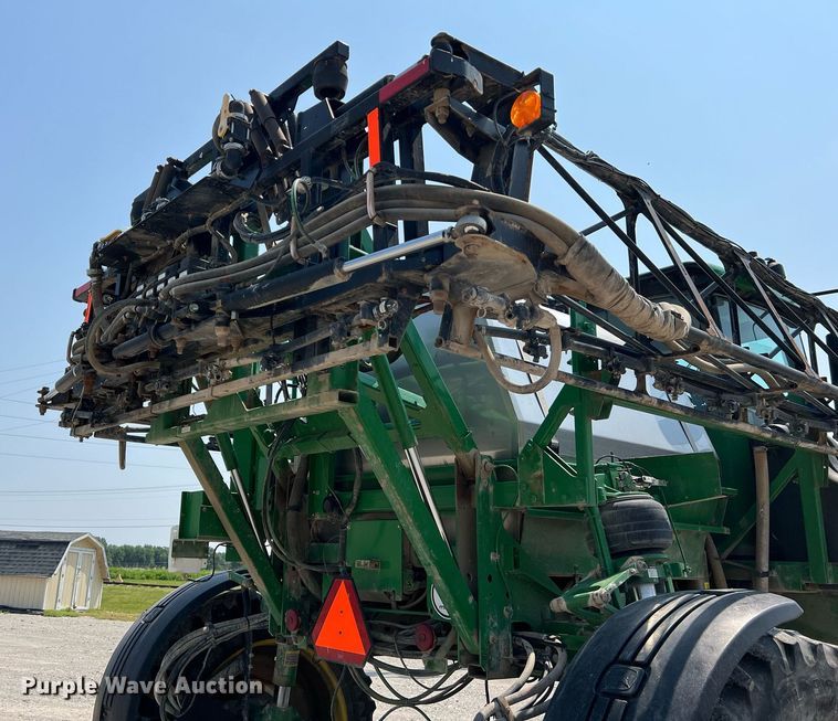 image for item II9113 2013 John Deere 4730  sprayer