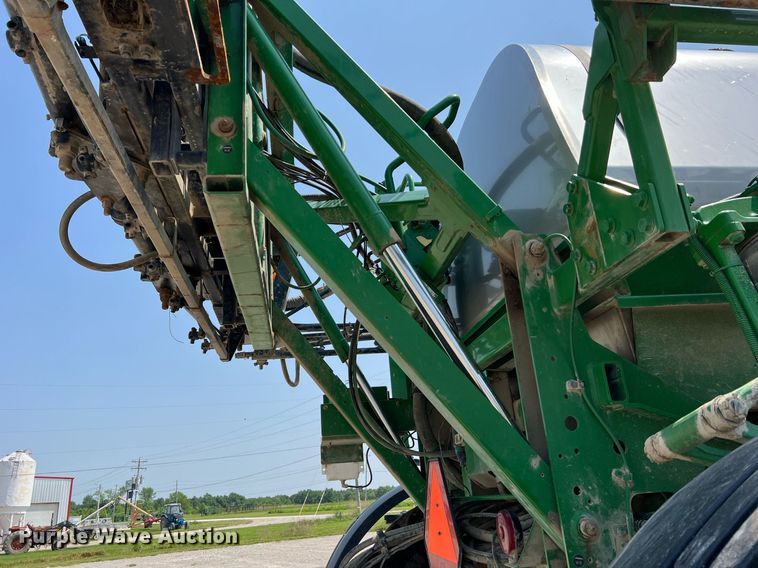 image for item II9113 2013 John Deere 4730  sprayer