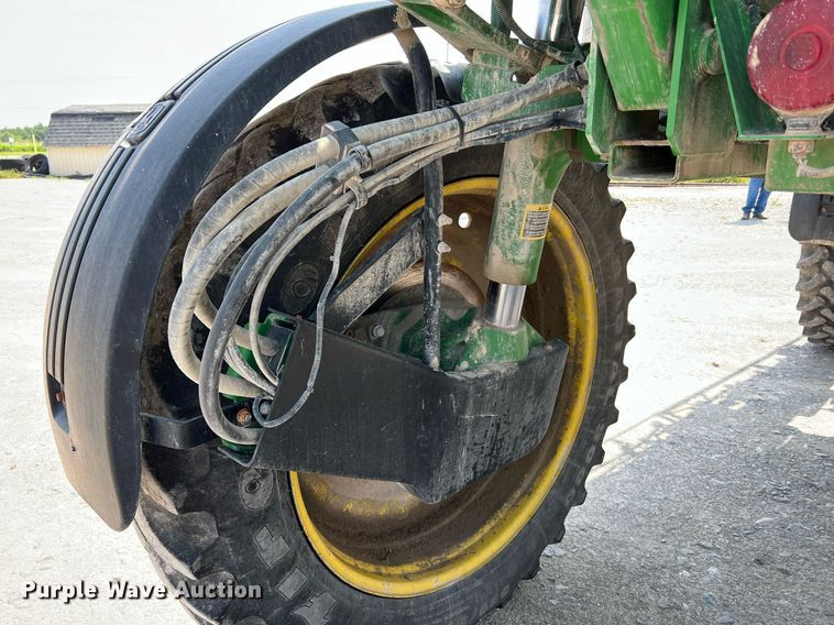 image for item II9113 2013 John Deere 4730  sprayer