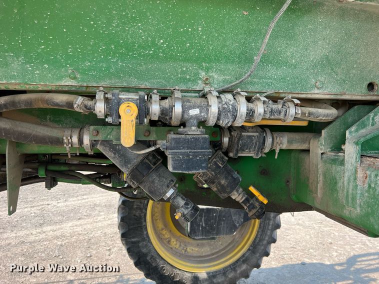 image for item II9113 2013 John Deere 4730  sprayer