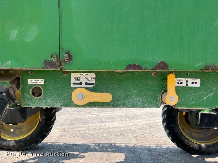 image for item II9113 2013 John Deere 4730  sprayer