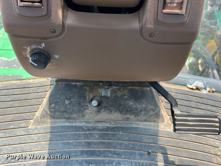 image for item II9113 2013 John Deere 4730  sprayer