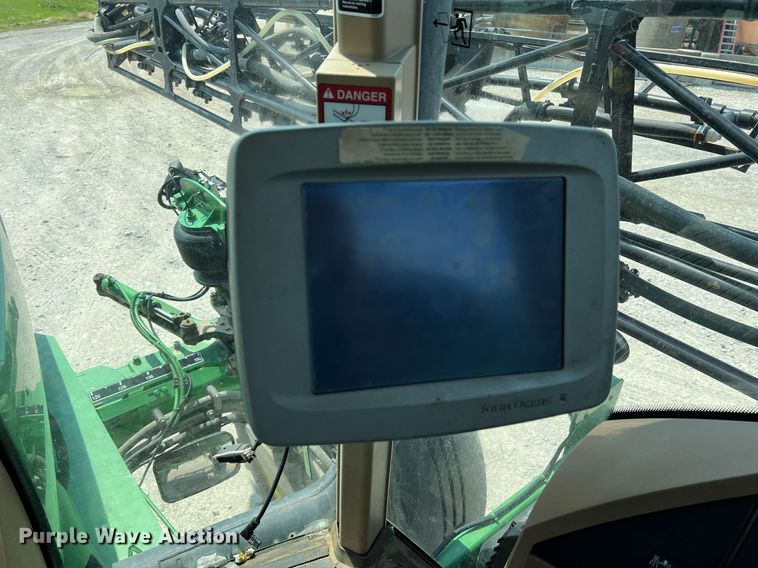 image for item II9113 2013 John Deere 4730  sprayer