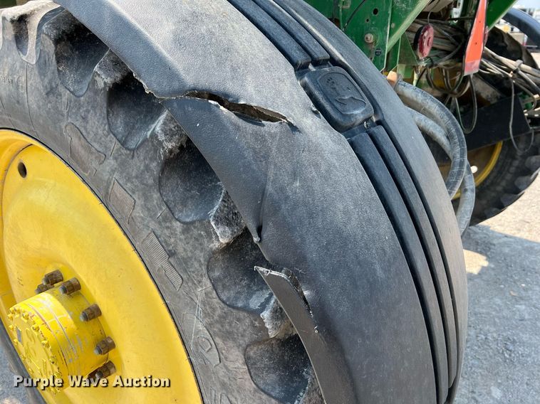 image for item II9113 2013 John Deere 4730  sprayer