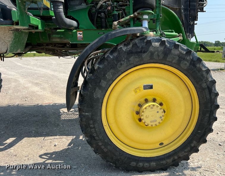 image for item II9113 2013 John Deere 4730  sprayer