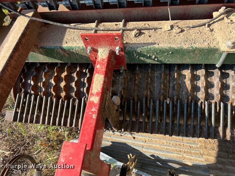 image for item II9131 Brillion Sure Stand SSP-110  seeder