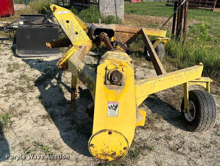 image for item II9133 Shoule WD-10  rock windrower