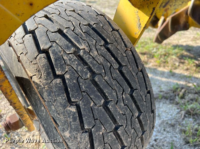 image for item II9133 Shoule WD-10  rock windrower