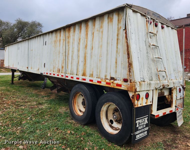 image for item JB9754 2001 Jet  grain trailer