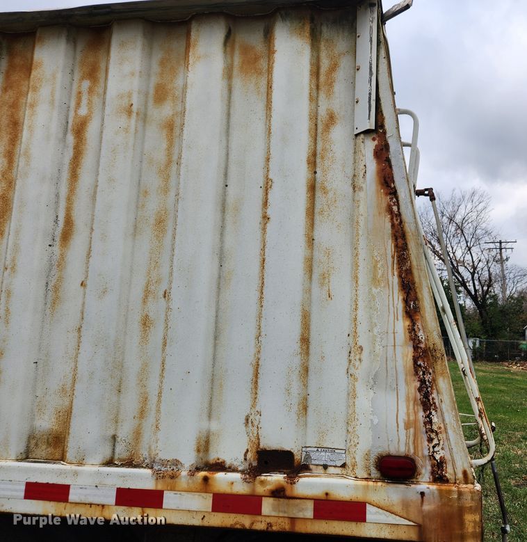 image for item JB9754 2001 Jet  grain trailer