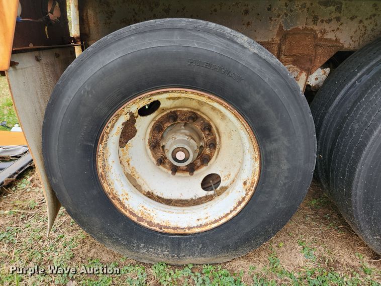 image for item JB9754 2001 Jet  grain trailer