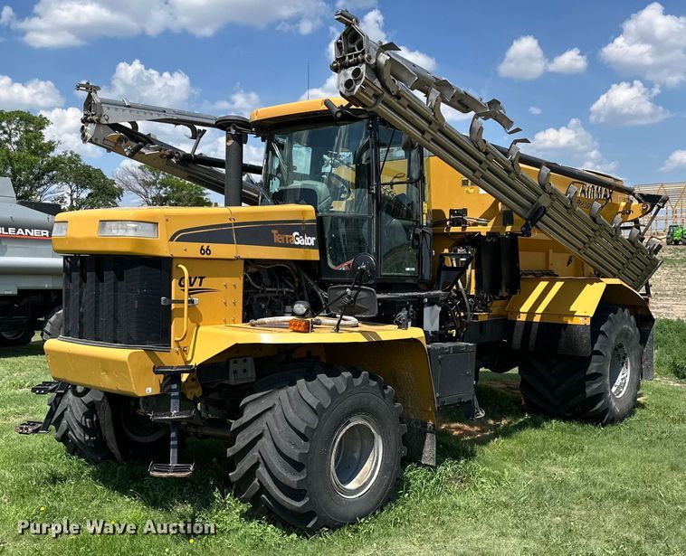 image for item KL9018 2012 TerraGator TG8400  sprayer