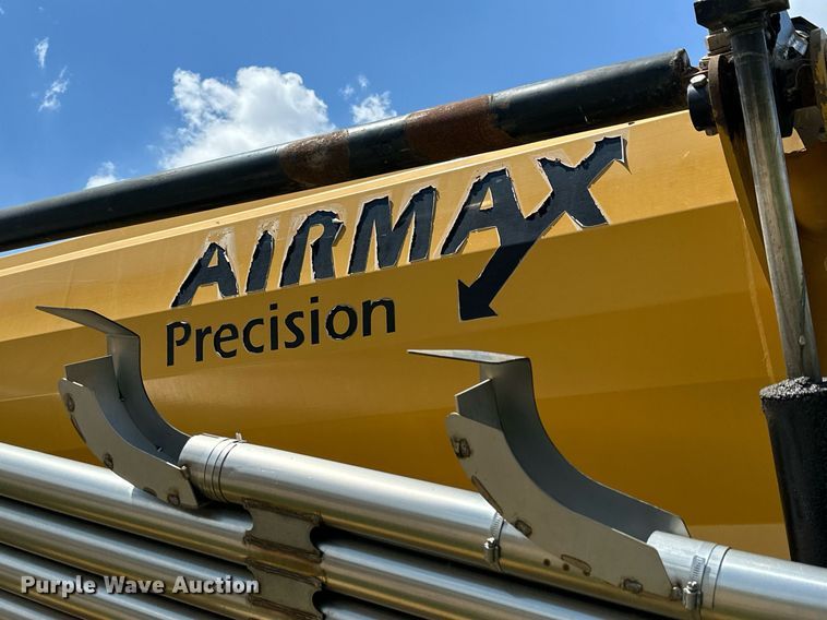 image for item KL9018 2012 TerraGator TG8400  sprayer