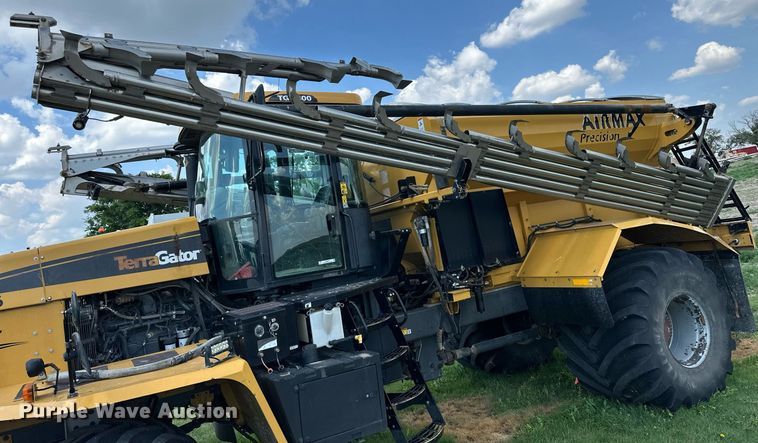image for item KL9018 2012 TerraGator TG8400  sprayer