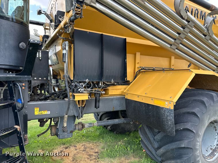 image for item KL9018 2012 TerraGator TG8400  sprayer