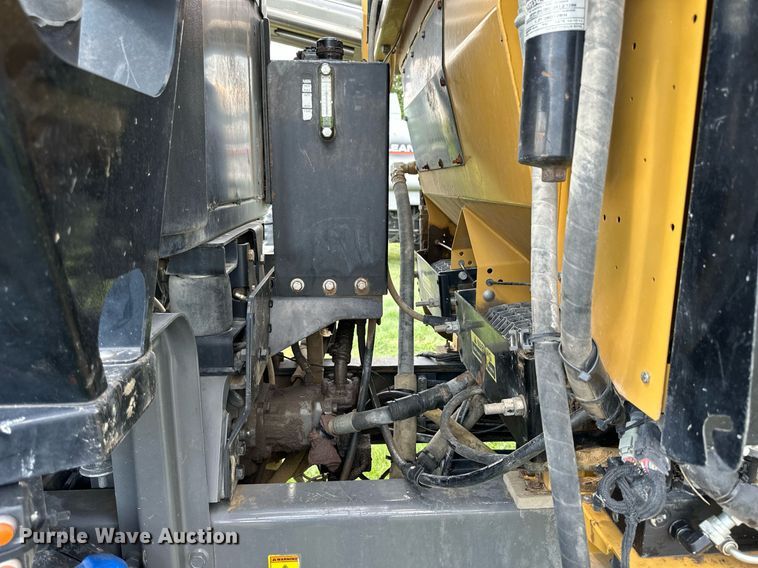 image for item KL9018 2012 TerraGator TG8400  sprayer