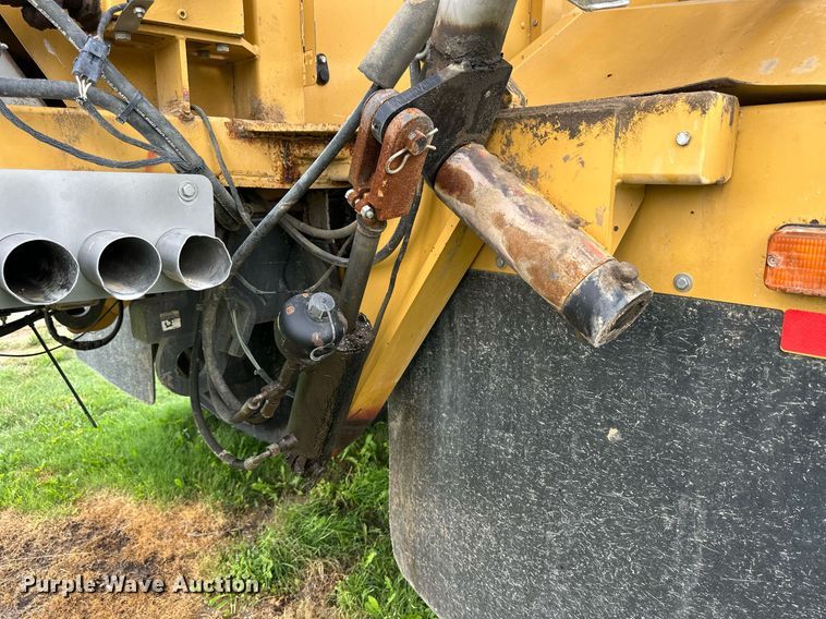 image for item KL9018 2012 TerraGator TG8400  sprayer