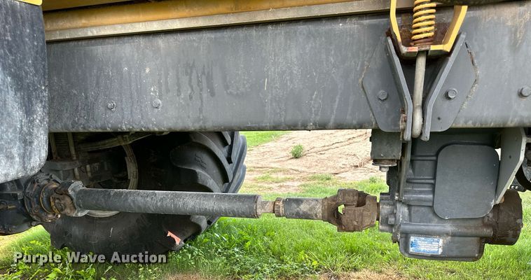 image for item KL9018 2012 TerraGator TG8400  sprayer