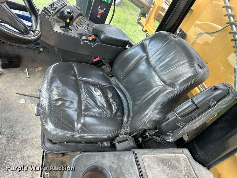 image for item KL9018 2012 TerraGator TG8400  sprayer