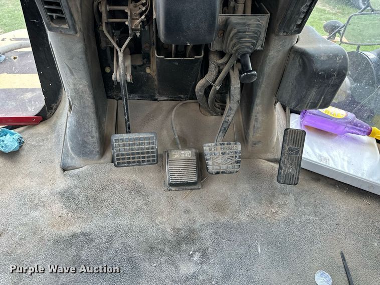 image for item KL9018 2012 TerraGator TG8400  sprayer