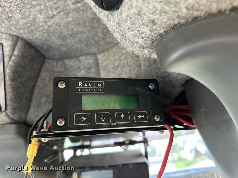 image for item KL9018 2012 TerraGator TG8400  sprayer