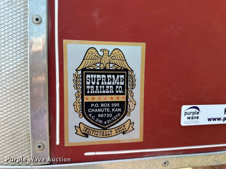 image for item KL9032 1974 Supreme  livestock trailer