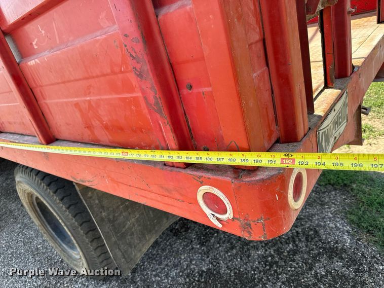 image for item KL9033 1974 Chevrolet  C60 grain truck